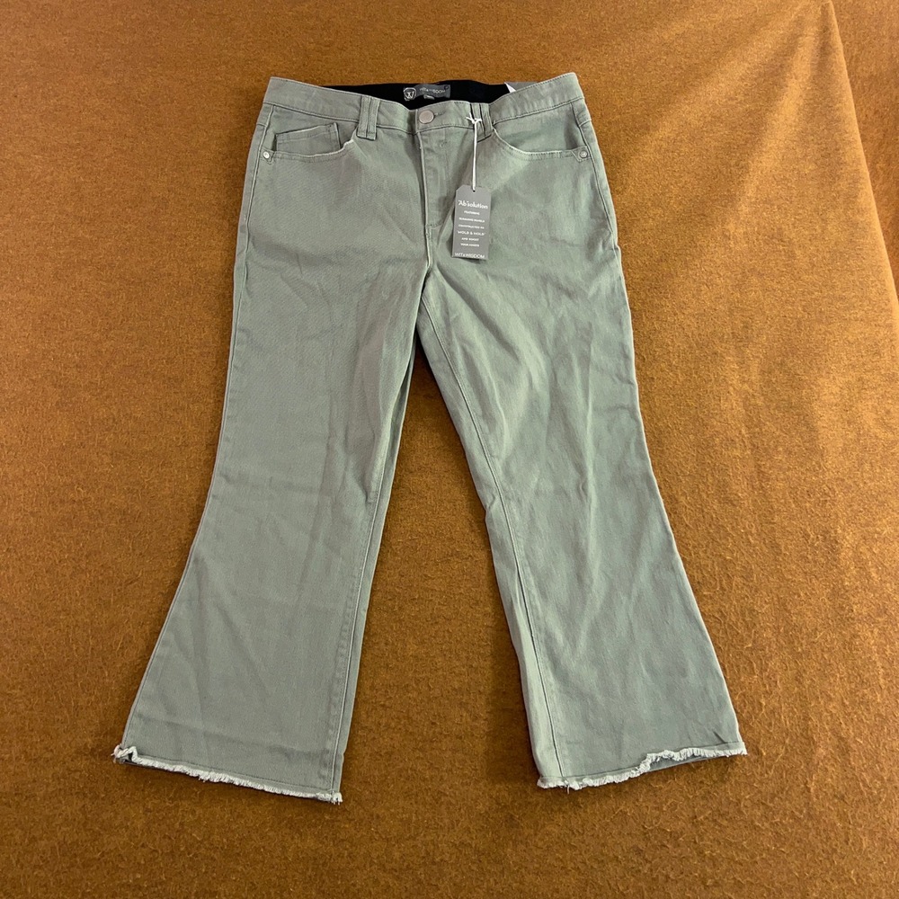 Wit & Wisdom Womens 14P Green Tatum Ab-solution Cropped Flare Pants NWT